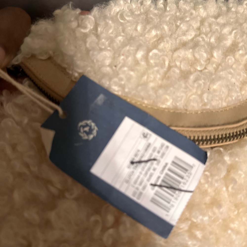 Universal Thread Shearling Wristlet With Tan Acce… - image 3